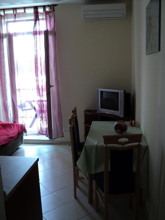 Apartment Mandrac Novigrad Istria 객실 사진